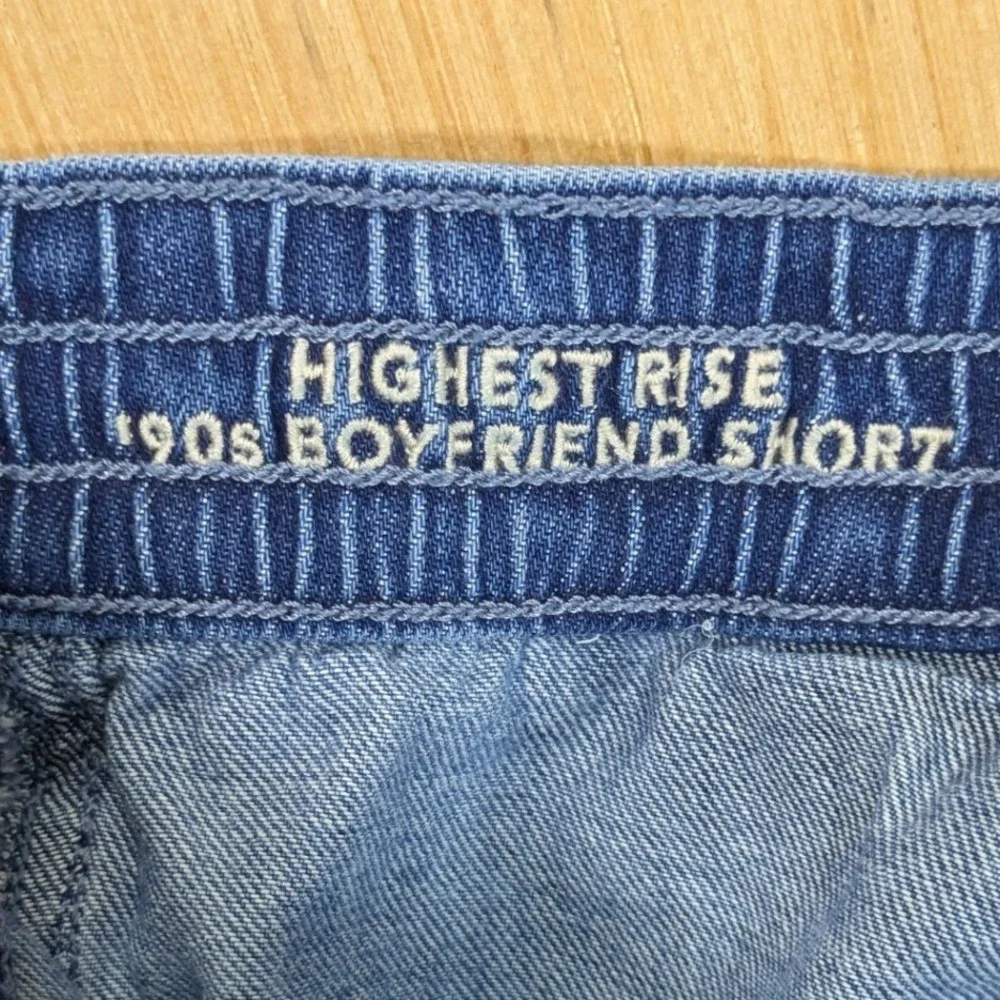American Eagle Highest Rise 90s Boyfriend Shorts‎ Size 2 Blue Denim Cargo Frayed